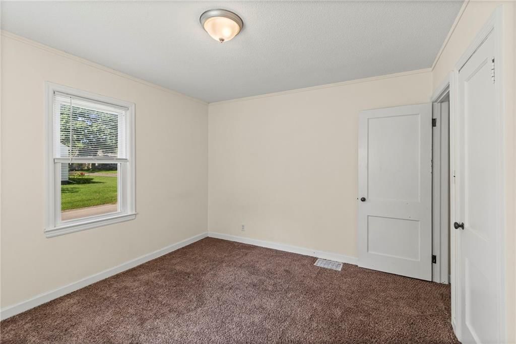 218 S Orchard Street — photo 15