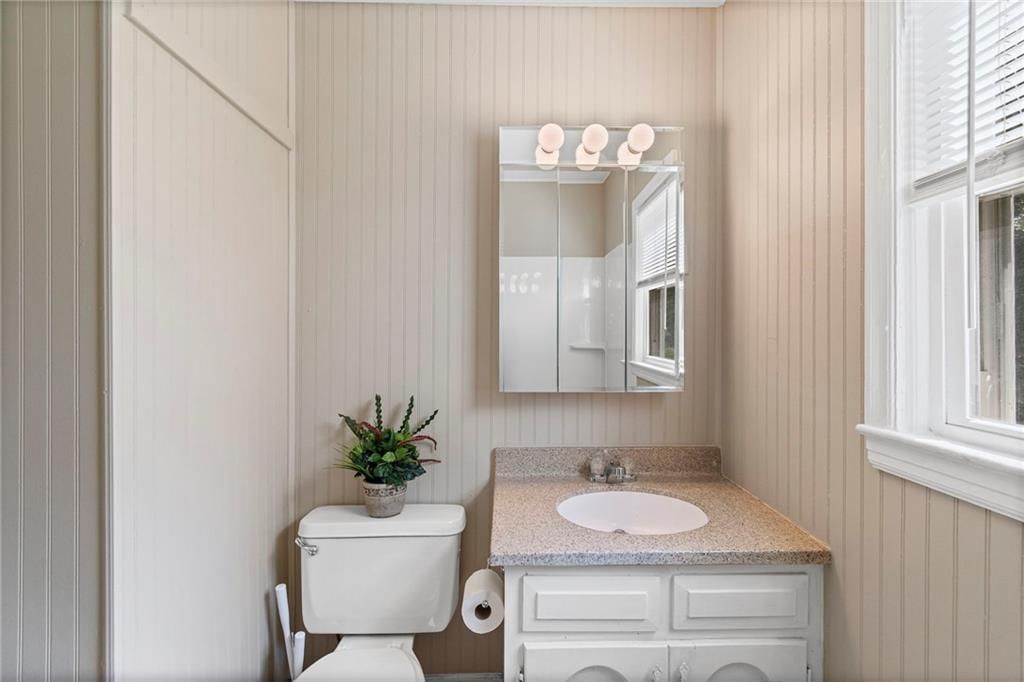 218 S Orchard Street — photo 17