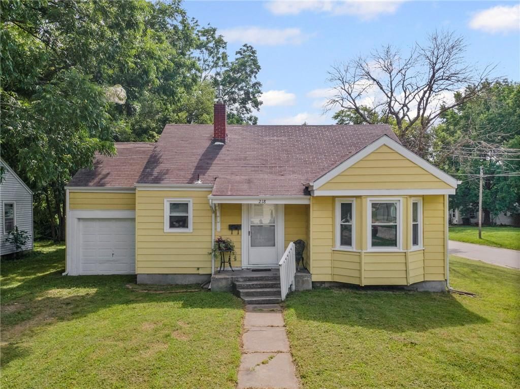 218 S Orchard Street — photo 3