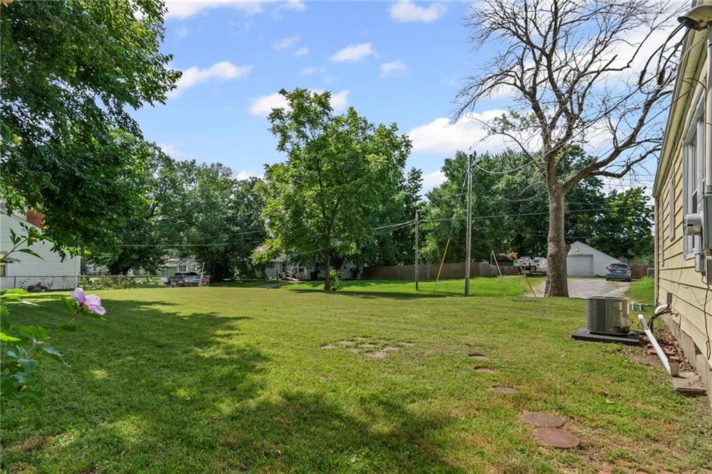 218 S Orchard Street — photo 24