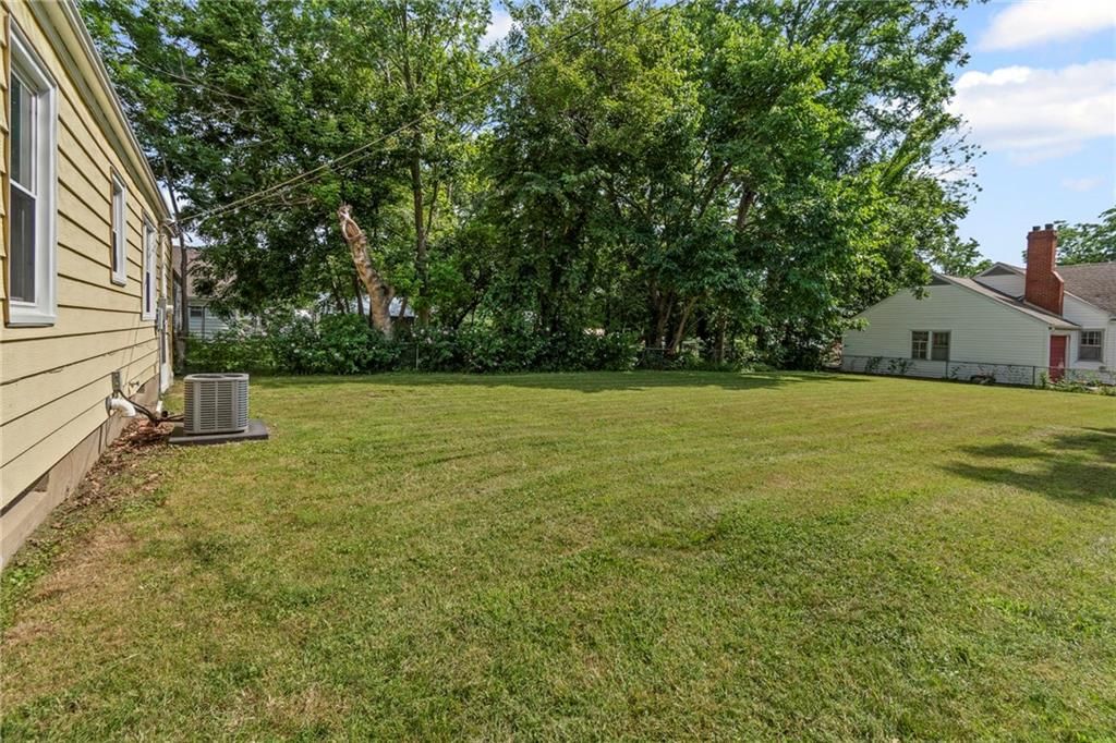 218 S Orchard Street — photo 25