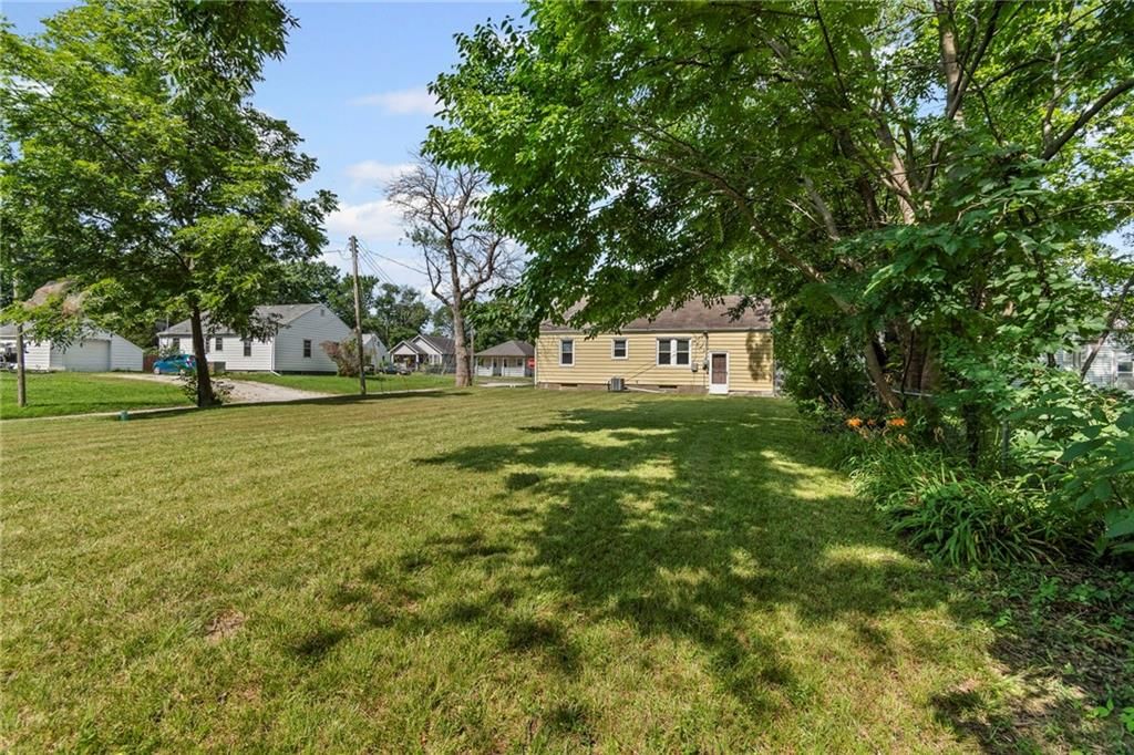 218 S Orchard Street — photo 27