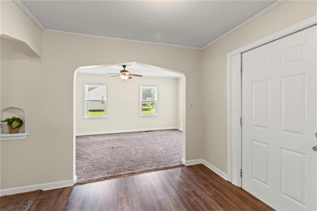 218 S Orchard Street — photo 9