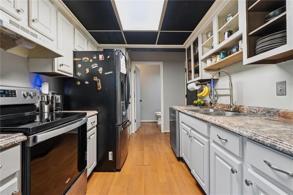 1616 E Elm Terrace — photo 11