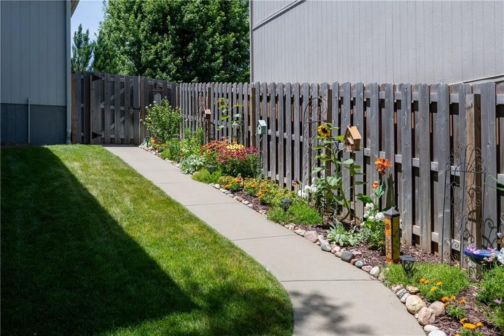 10971 S Emerald Street — photo 34