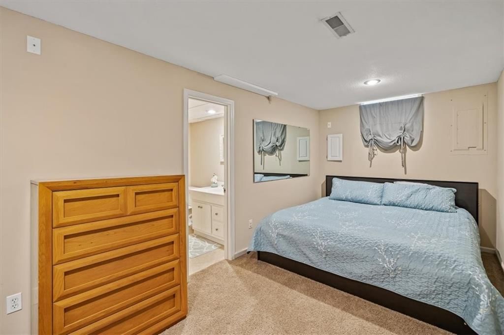 8648 Greenwood Lane — photo 27