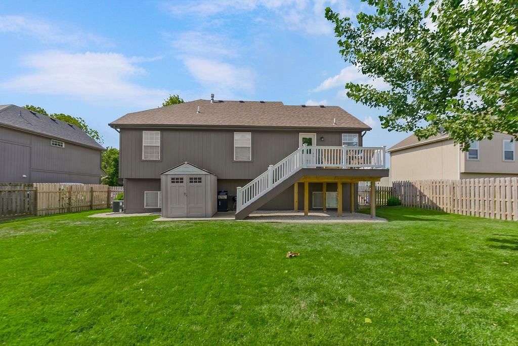 620 E Dogwood Street — photo 34
