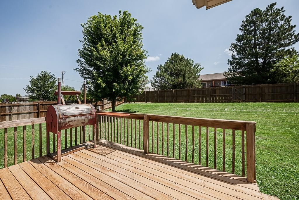 307 N Cypress Street — photo 22