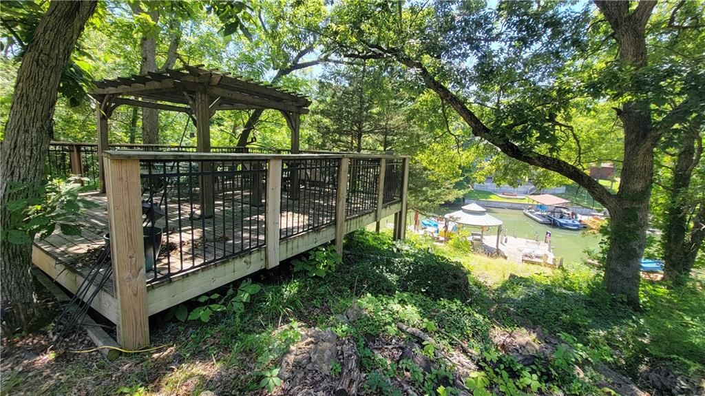 229 E Sugar Lake Drive — photo 12