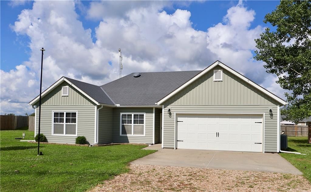 396 SE 981 Road, Knob Noster, MO