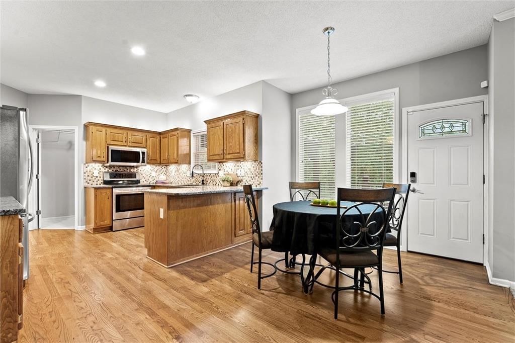 6333 Lakecrest Drive — photo 12