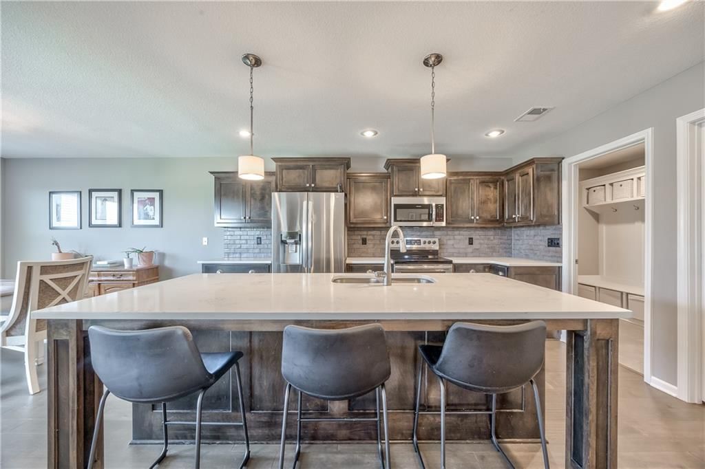 4246 Lakeview Terrace — photo 18