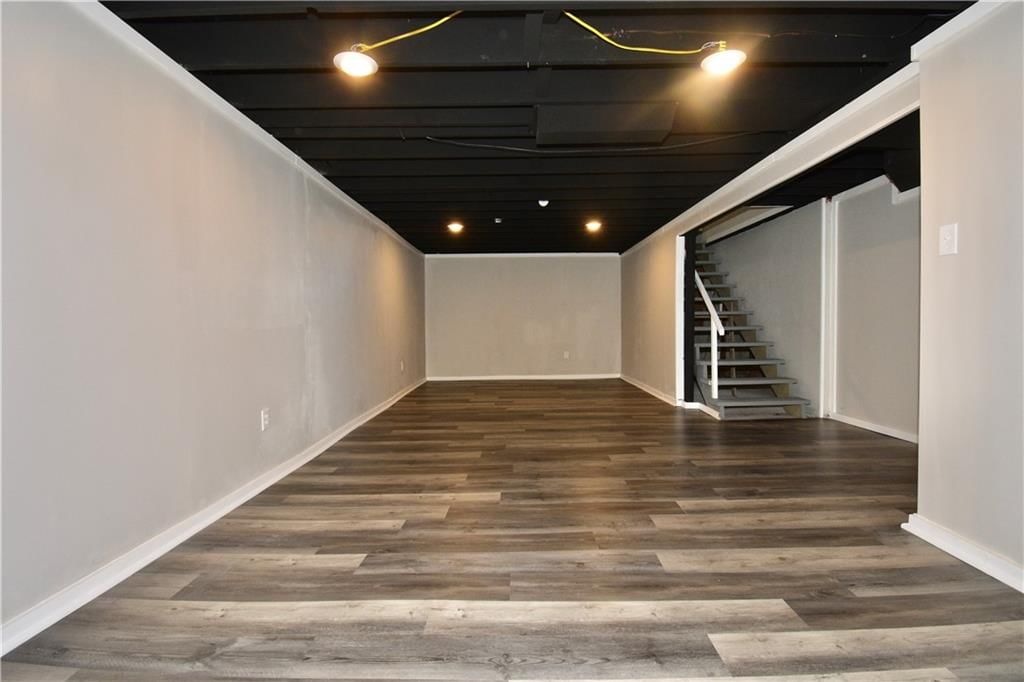 8101 Wayne Avenue — photo 15