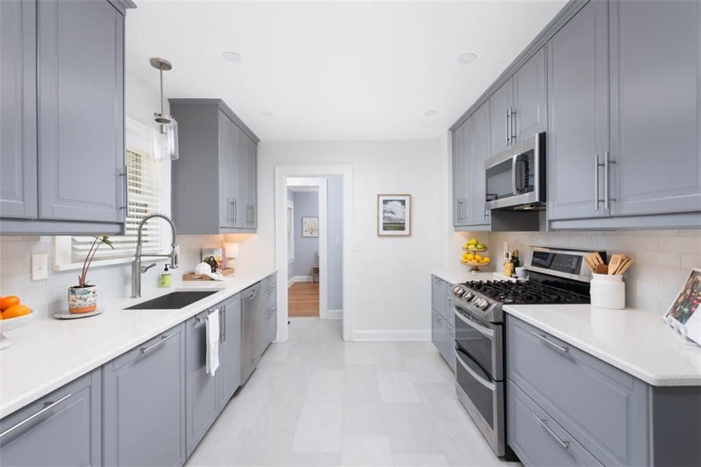 5808 Holmes Street — photo 17