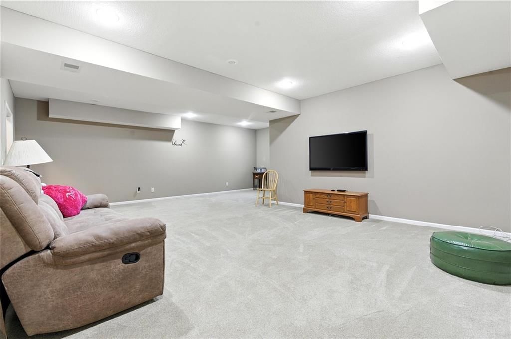 10120 N McKinley Avenue — photo 26