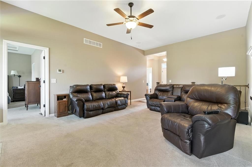 10120 N McKinley Avenue — photo 5