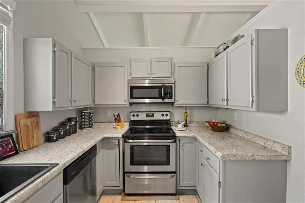 10812 W 71st Place — photo 7