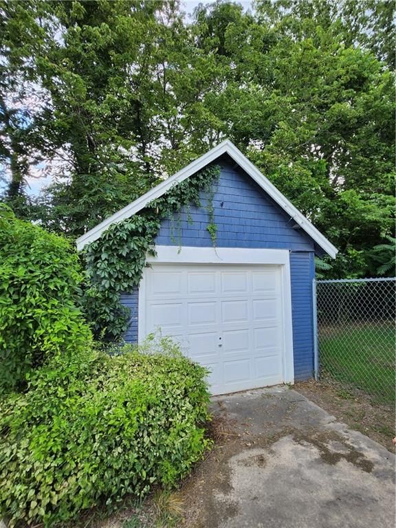 709 S Park Boulevard — photo 33