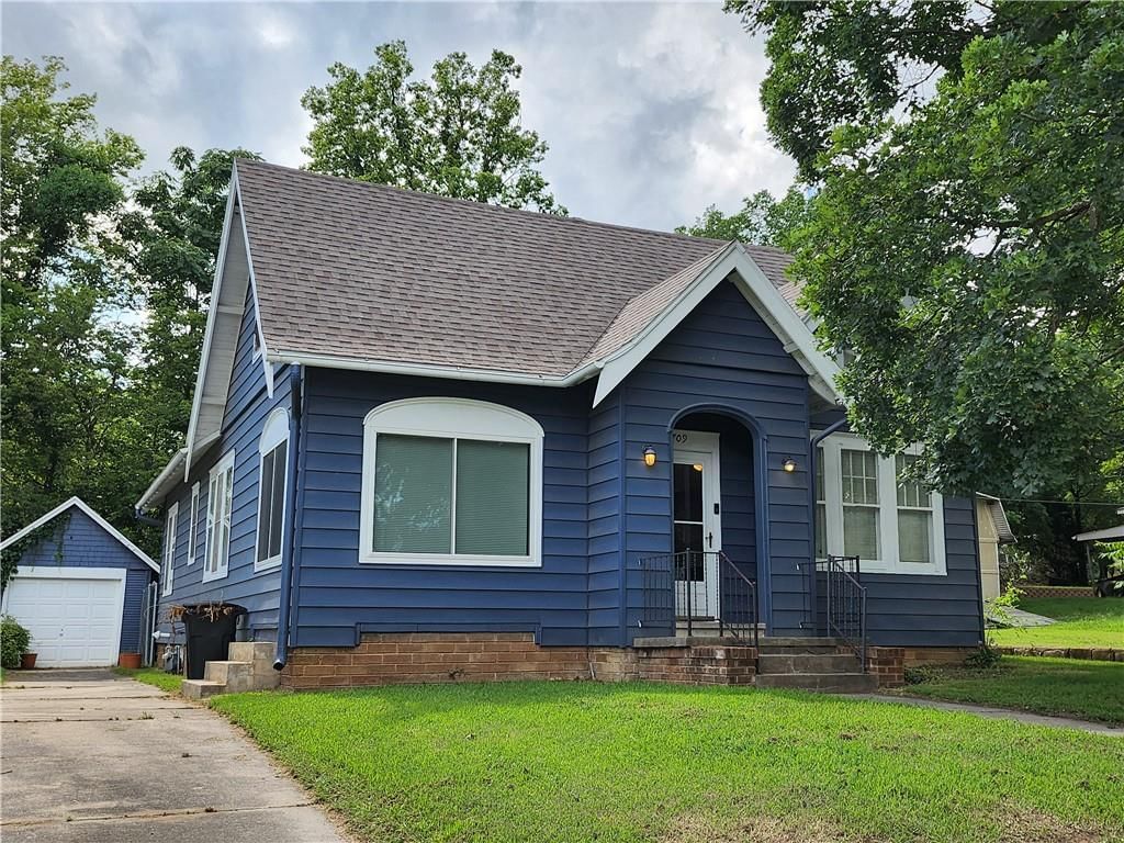 709 S Park Boulevard — photo 36