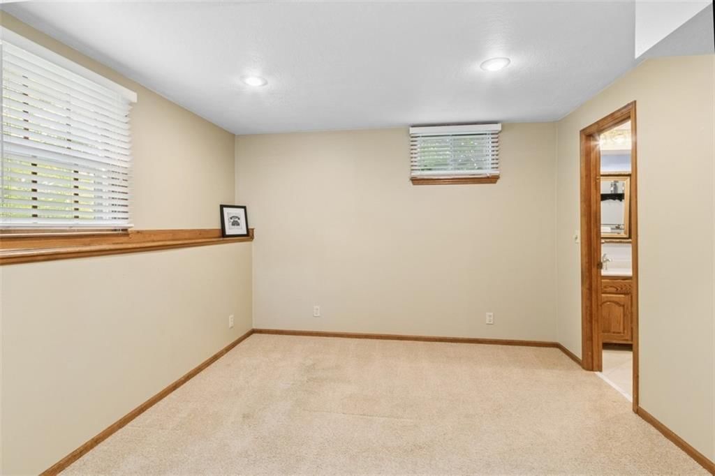 9641 W 116th Terrace — photo 26