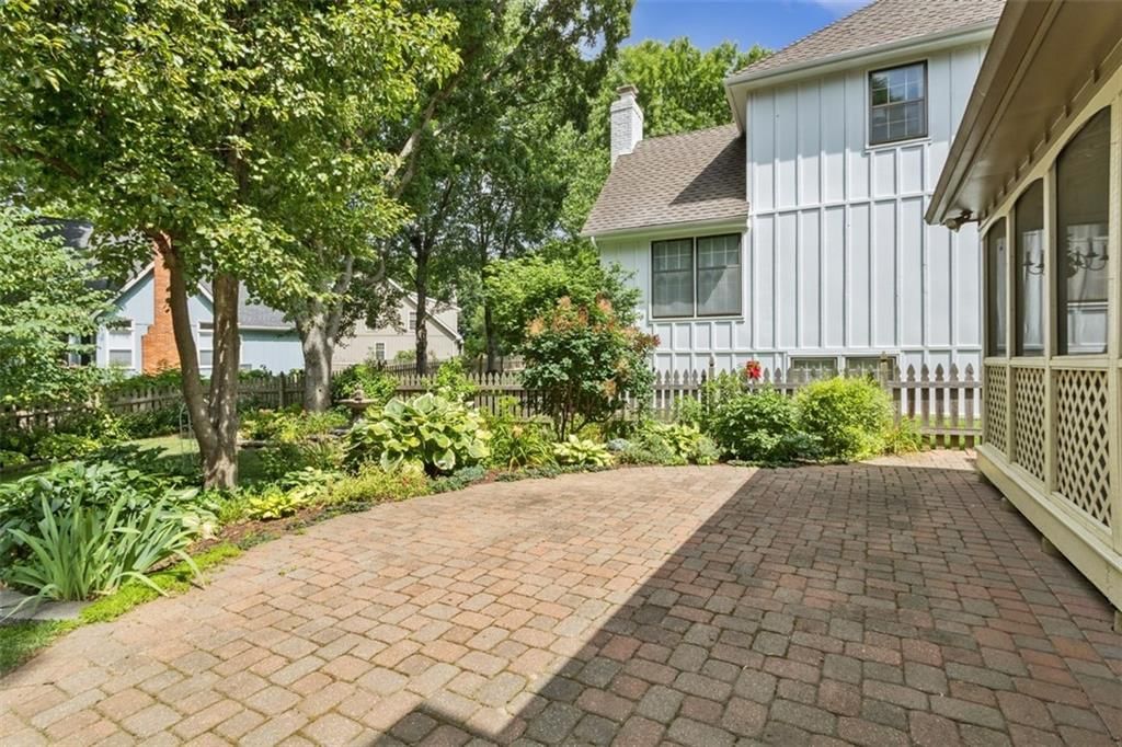 9641 W 116th Terrace — photo 30