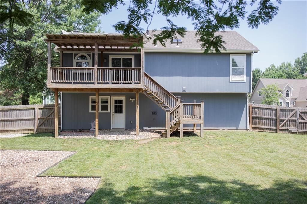 406 Fletcher Drive — photo 36