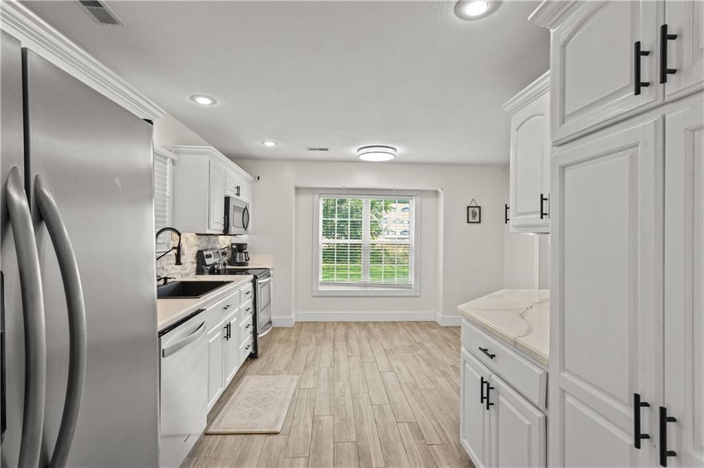 308 Marilyn Avenue — photo 8