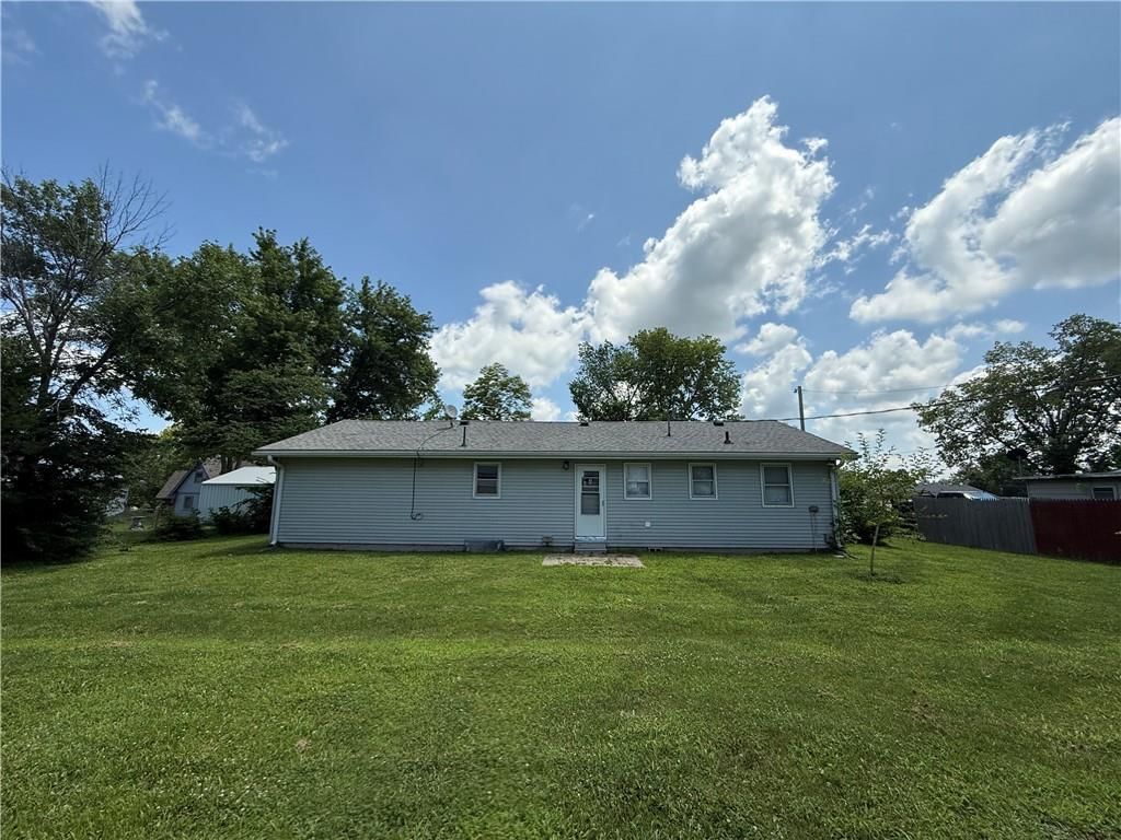 602 Dunnington Street — photo 15