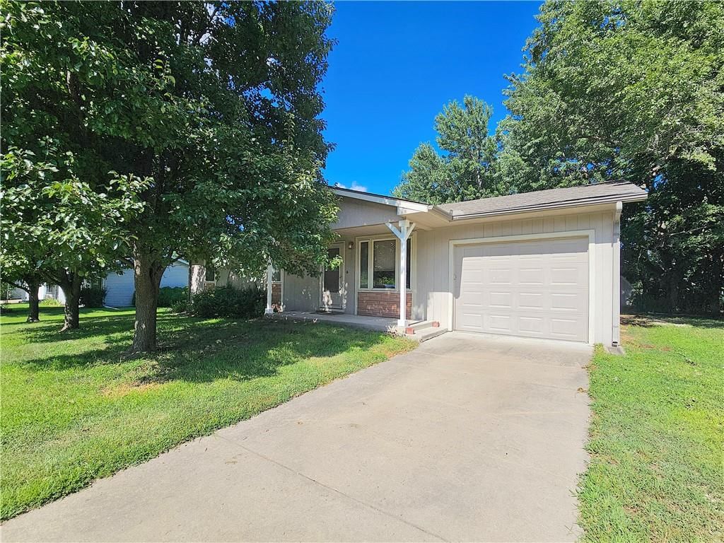 414 N Ash Street — photo 2