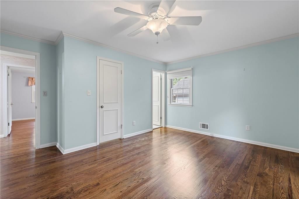 7921 Roe Avenue — photo 25