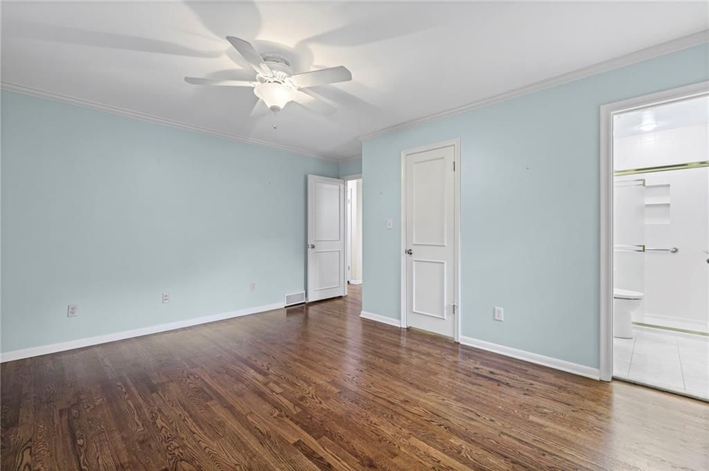 7921 Roe Avenue — photo 26