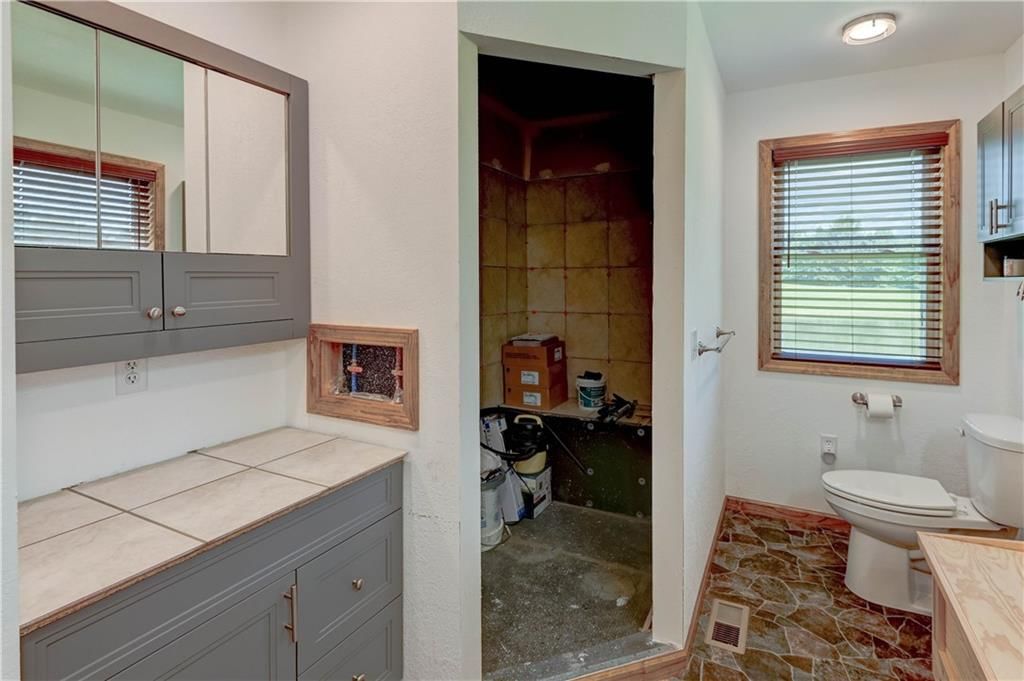 6171 NE Highway 69 N/A — photo 14
