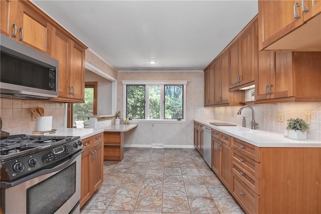 6442 W 74th Street — photo 16