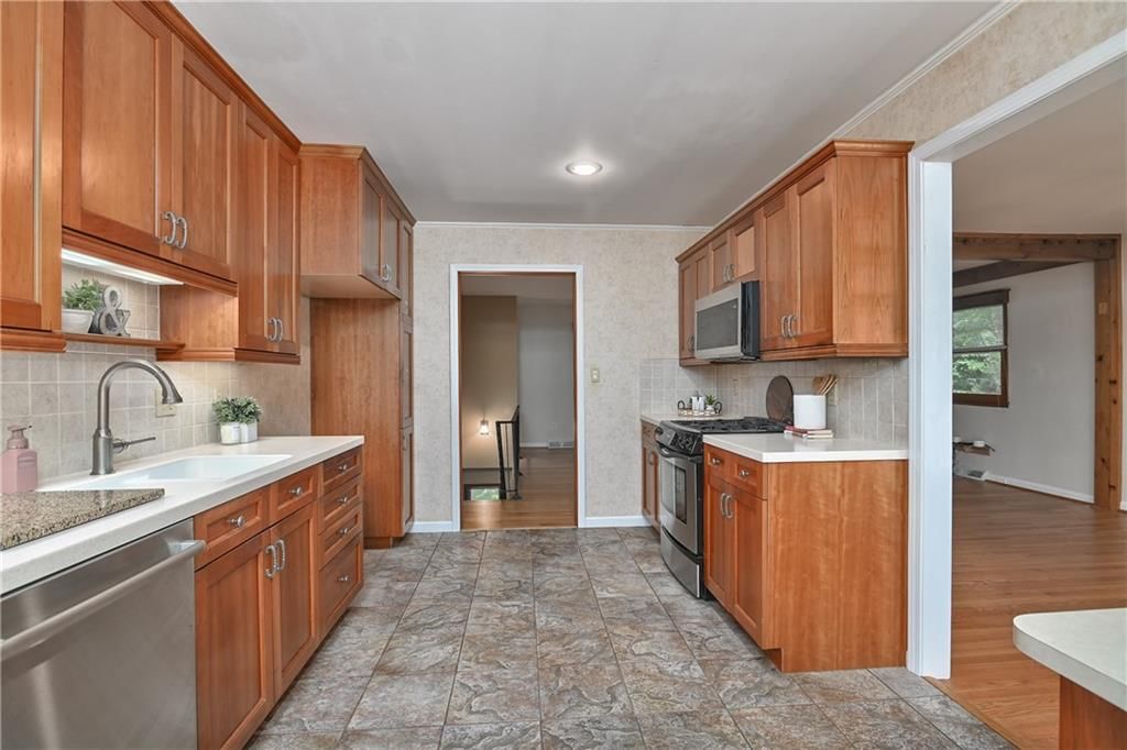 6442 W 74th Street — photo 18