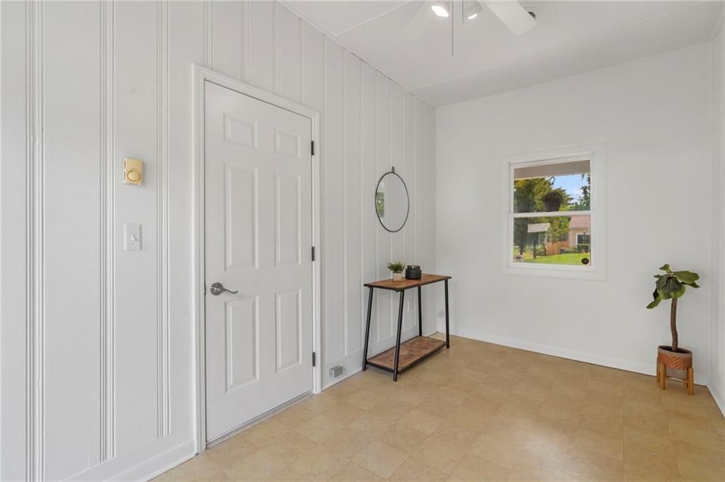 7336 W 74th Terrace — photo 25