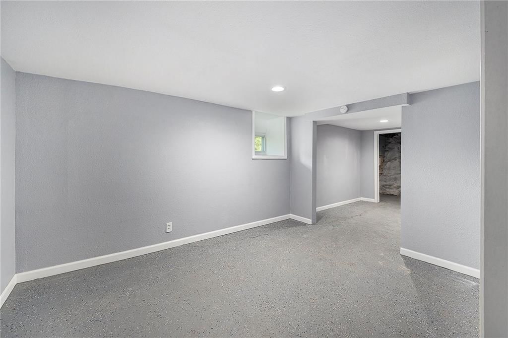 Photo 20 of 25 - 2510 Woodland Avenue