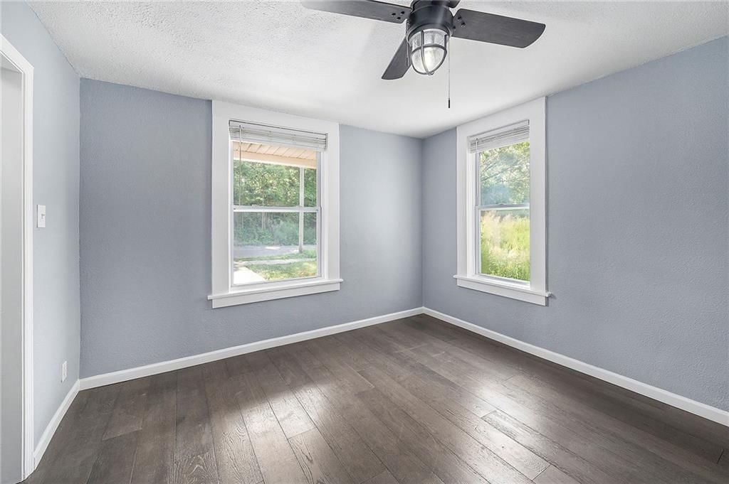 Photo 6 of 25 - 2510 Woodland Avenue