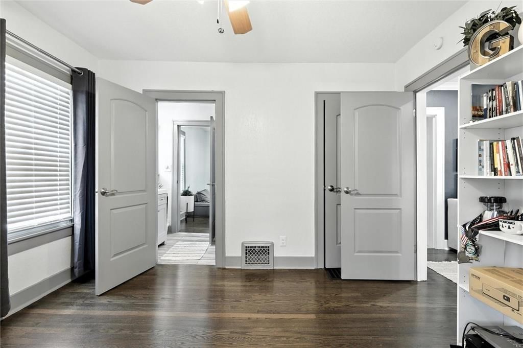 101 S Fairview Avenue — photo 24