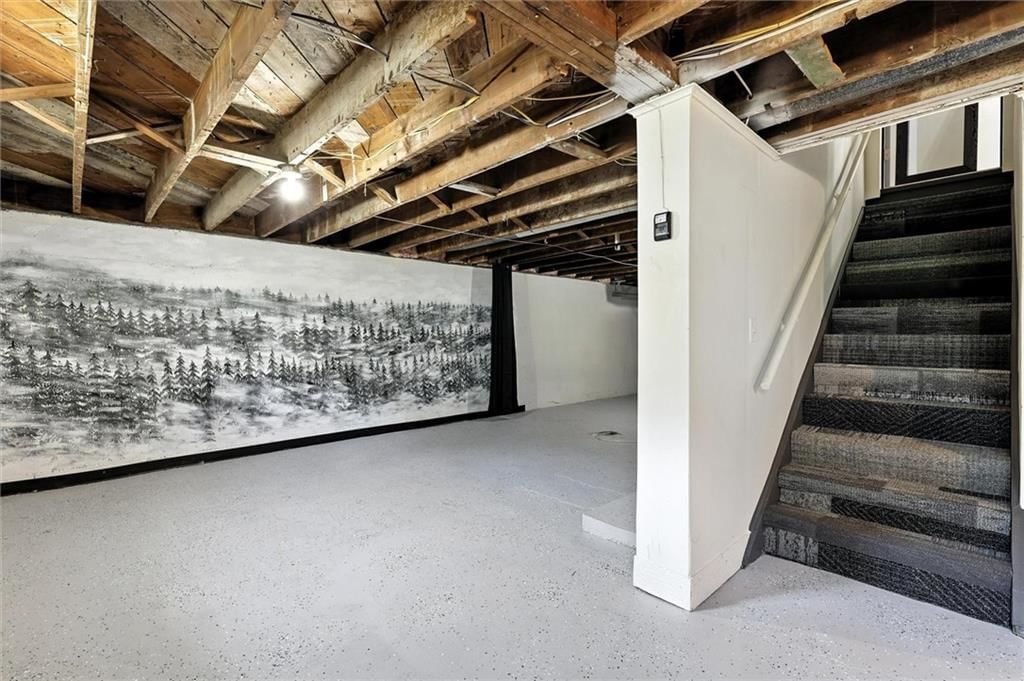 101 S Fairview Avenue — photo 45