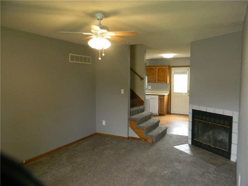 725 SE 10th Street — photo 4