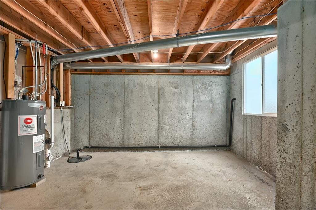 264 N Hedge Lane — photo 33