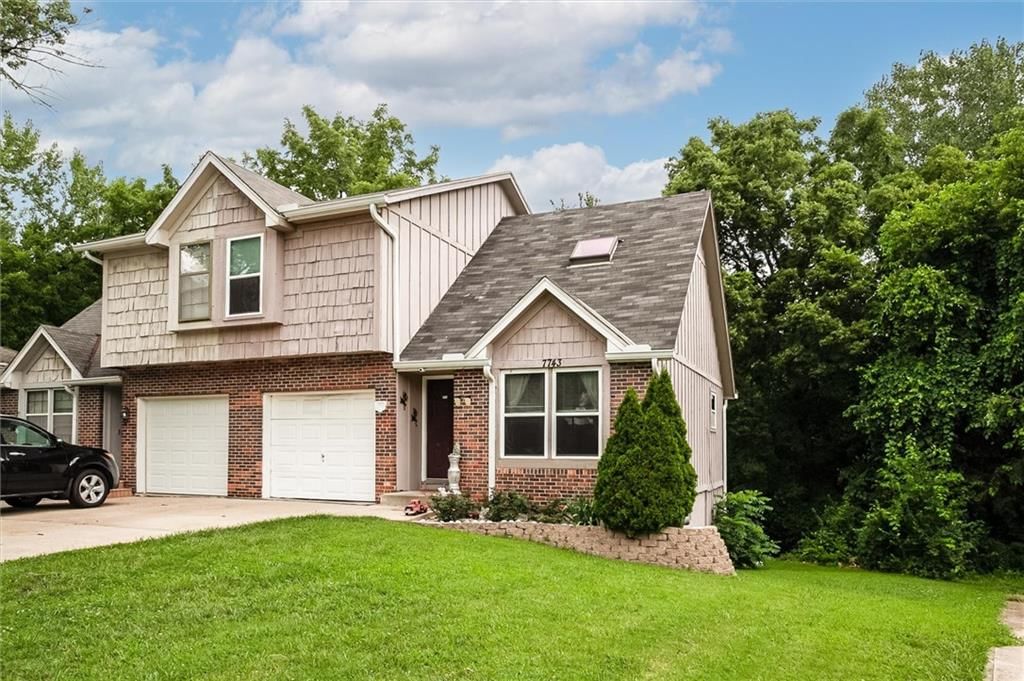 7743 ENGLAND Drive — photo 3