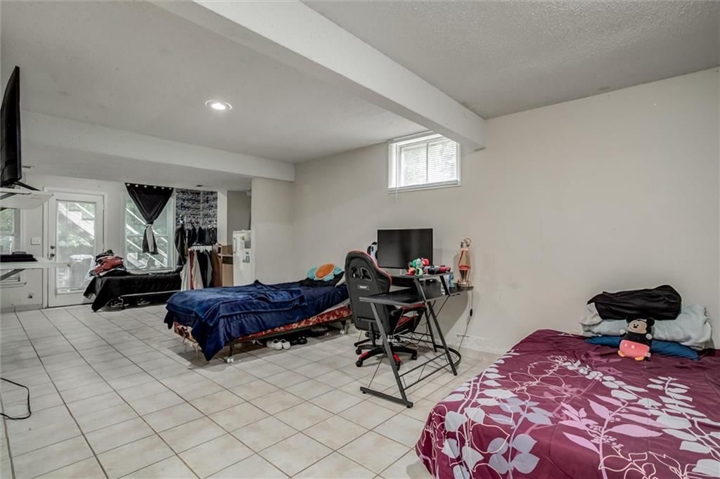7743 ENGLAND Drive — photo 22