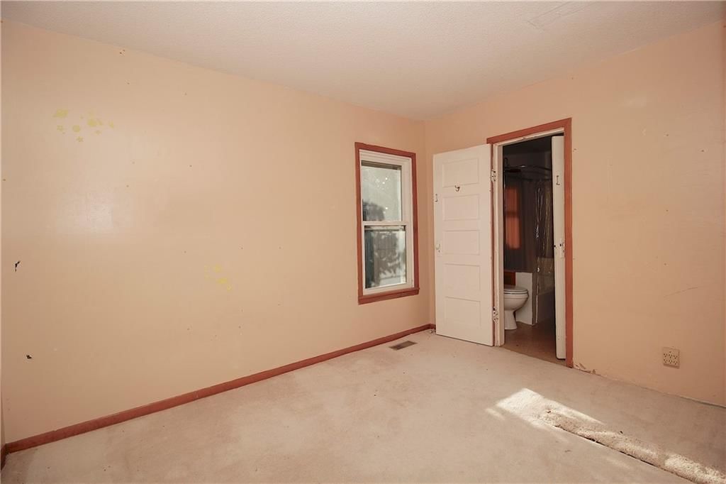 445 E 3rd Avenue — photo 13