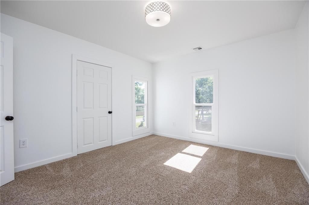 308 W Pine Street — photo 27