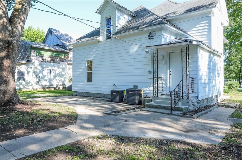 308 W Pine Street — photo 37