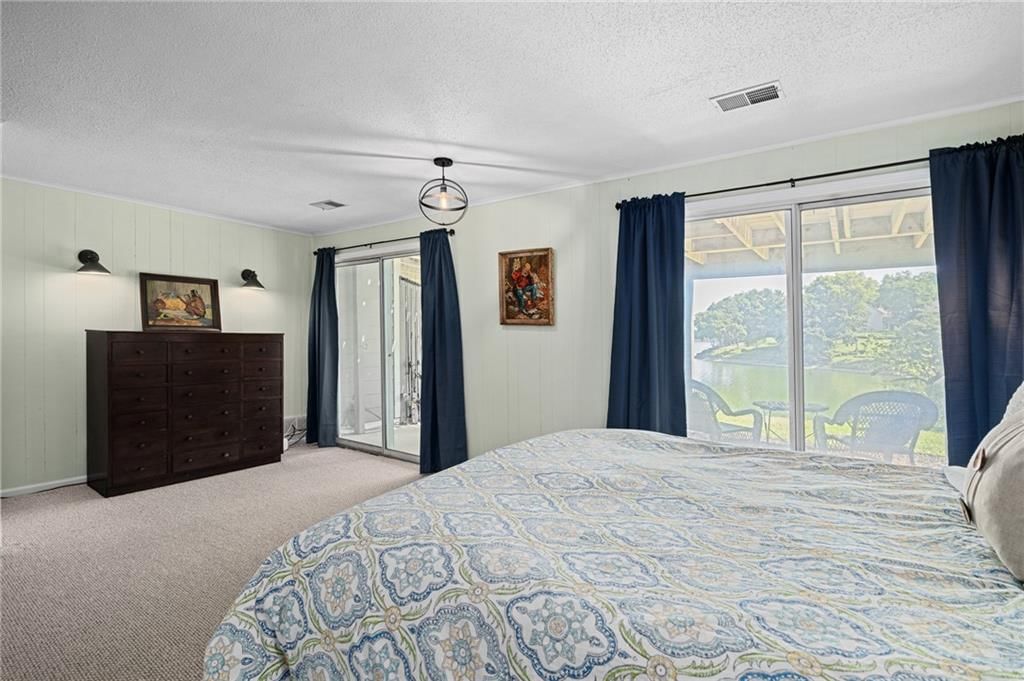 202 NE Bayview Drive — photo 33