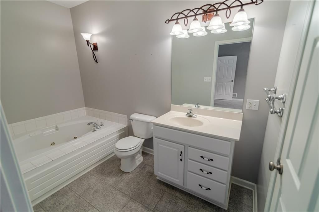 1501 Park Place — photo 42