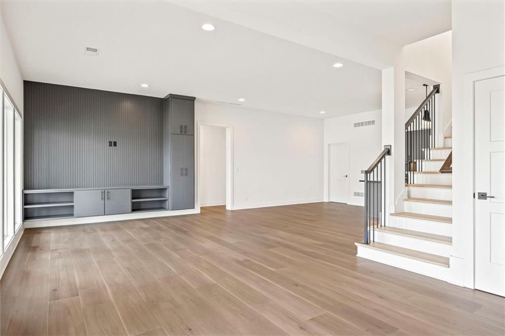 1319 Granton Lane — photo 32