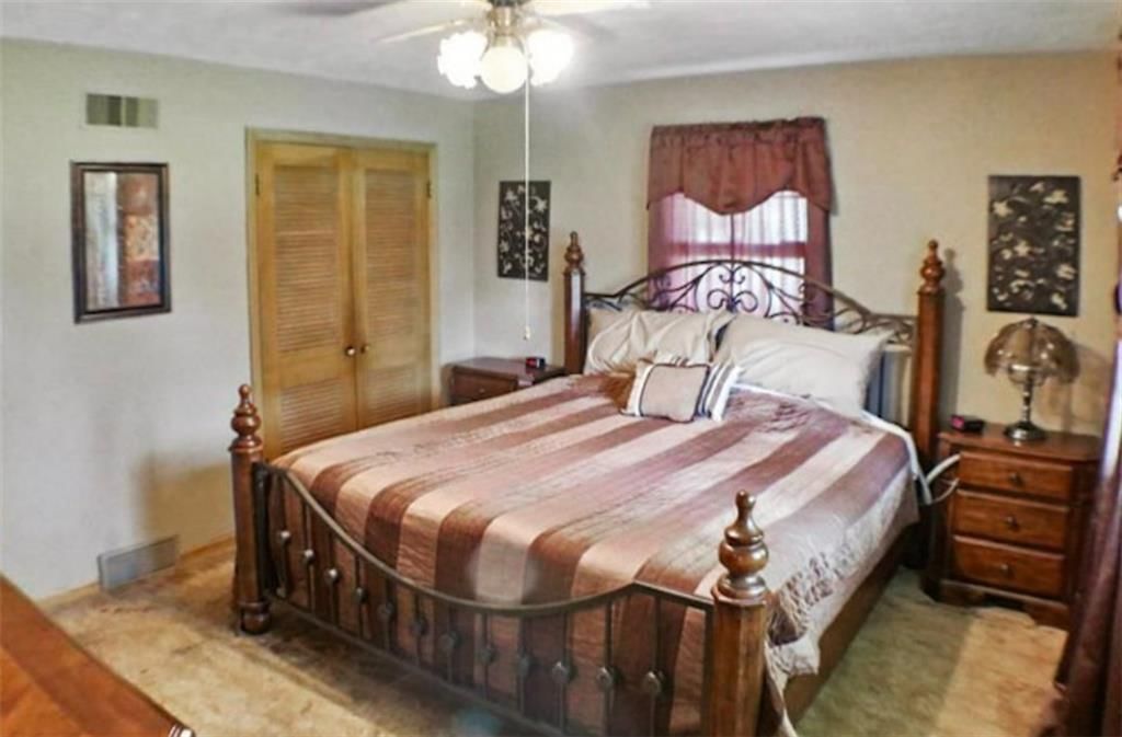 1403 W Bryson Street — photo 19